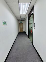 Bangkok Bank Building (D1), Office #625451641